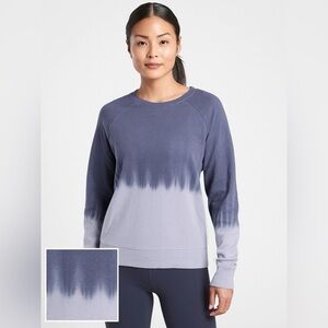 Athleta Blue and Gray Ombré Sweatshirt size large pullover